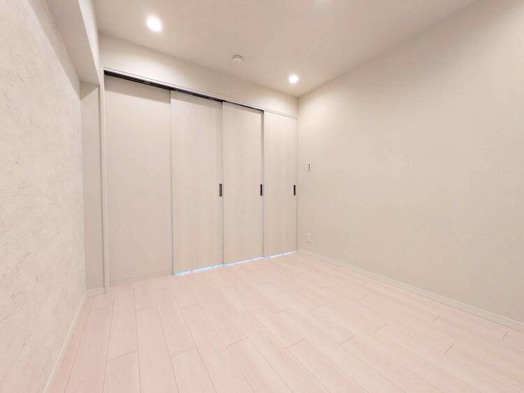 その他 清かで艶やかな時間をもたらしてくれる室内です。