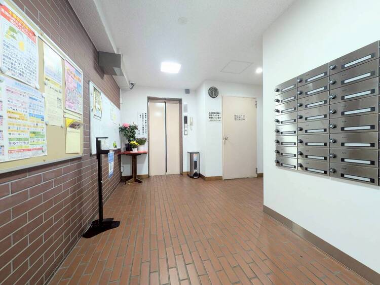 その他 上質感漂う玄関アプローチです。