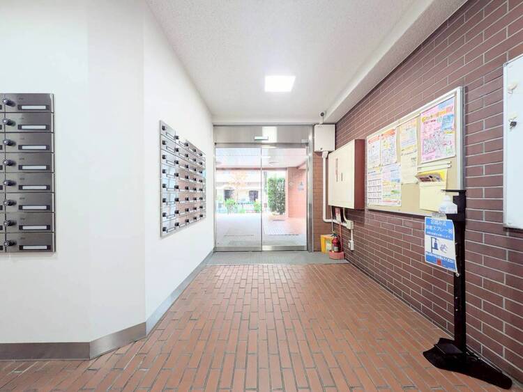 その他 館内は静寂な中が保たれており、管理が行き届いている印象を受けました。