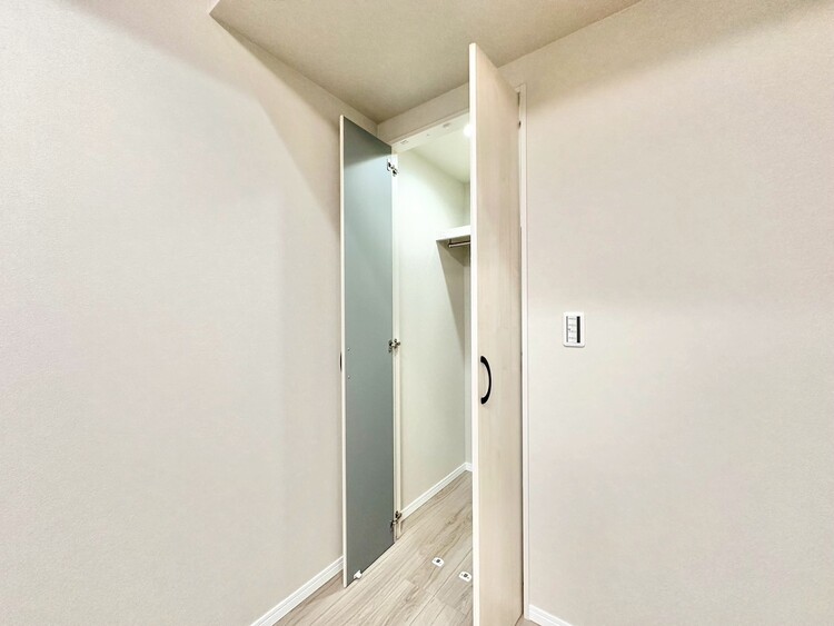 その他 家電やスーツケース、ストック品など何でも片付く嬉しい空間です。