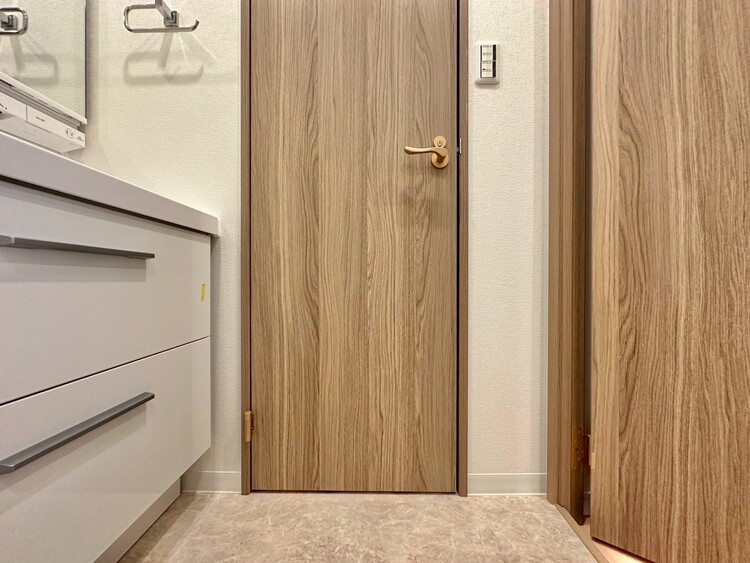 その他 十分な広さの脱衣所。