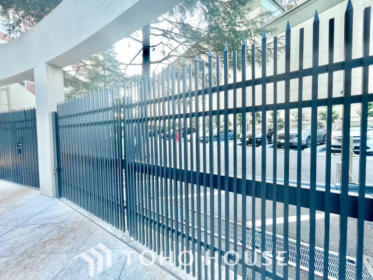 外観 【APPEARANCE】◆住む喜び、楽しさ、感動◆を君と共有したい。いつまでもずっと家族を見渡せるこの広い空間で。