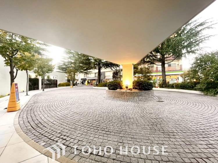 外観 【APPEARANCE】◆安らぎ◆整然と整備された街に風が吹き、木々が揺れる。絵にかいたような心安らぐ環境です。