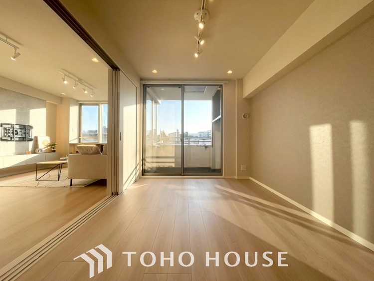 内装 【PRIVATE ROOM】◆属毛離裏◆子は父を手本とし、母に愛育されて成長する。家族の深い繋がり。いつまでも大切にしたい。