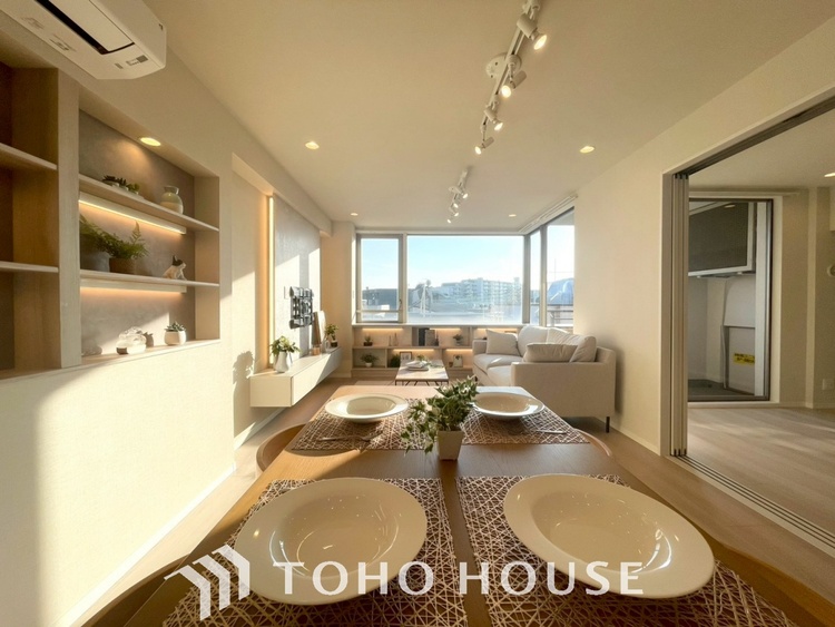 内装 【LIVING】◆simple is best◆無駄のない綺麗なつくりのリビングルームであなただけの暮らしを。