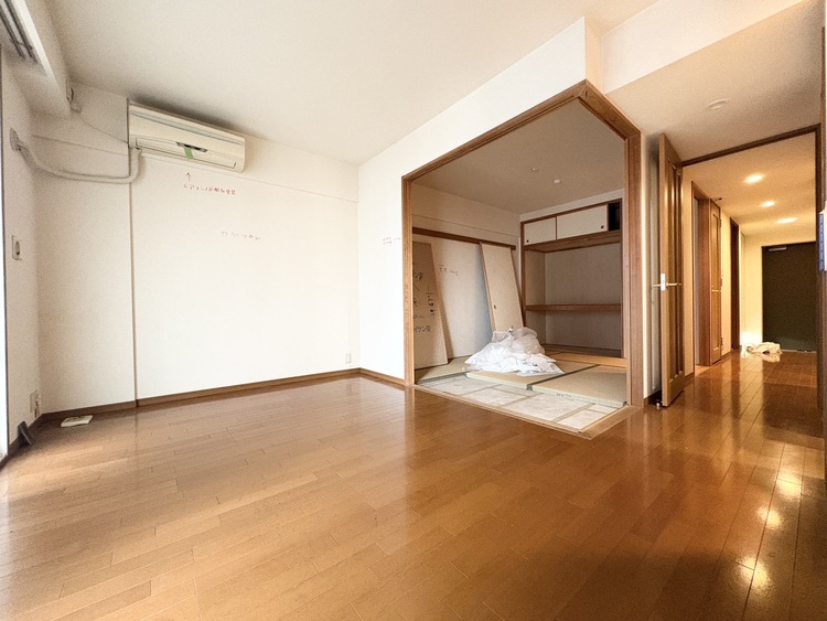 内装 現在改装中◆住む喜び、楽しさ、感動◆を君と共有したい。いつまでもずっと家族を見渡せるこの広い空間で。