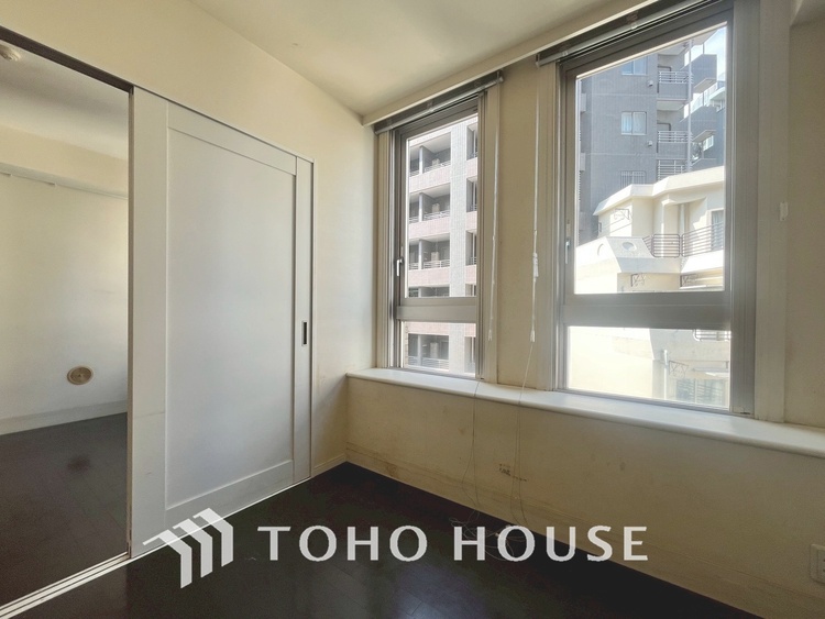 内装 【PRIVATE ROOM】◆プライベートな時間◆最高な暮らしにはこの空間が必要。家族のふれあいも大切にしつつ、自分の空間も大切にしたい。