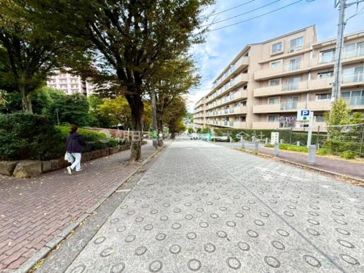 外観 【外観】日当りも良好！目の前に広がる開放感とゆとりと暮らし！〜〜夢を育む住まいがここにはあります〜〜