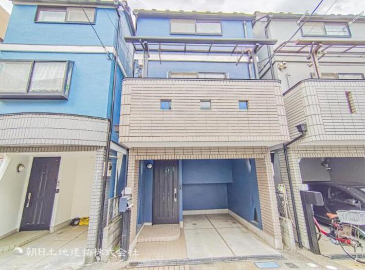 外観 閑静な住宅地の立地の為、気持ちよく過ごすことが出来そうです！やさしい陽とやわらかな風が生活を彩ります　ゆとりがあり、心地よく落ち着いて過ごせる日常は次世代にもつなげていきたい大切な資産です！ 