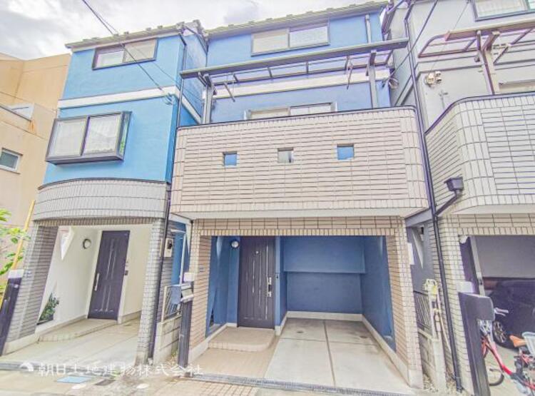 外観 陽射しと心地よい風が自慢の立地！新鮮な空気と光が広がる空間！生活を豊かにする大切なファクターです！　快適な住居がもたらす洗練された充足は生活に満足をあたえ、本当の豊かさを感じることができるでしょう！ 