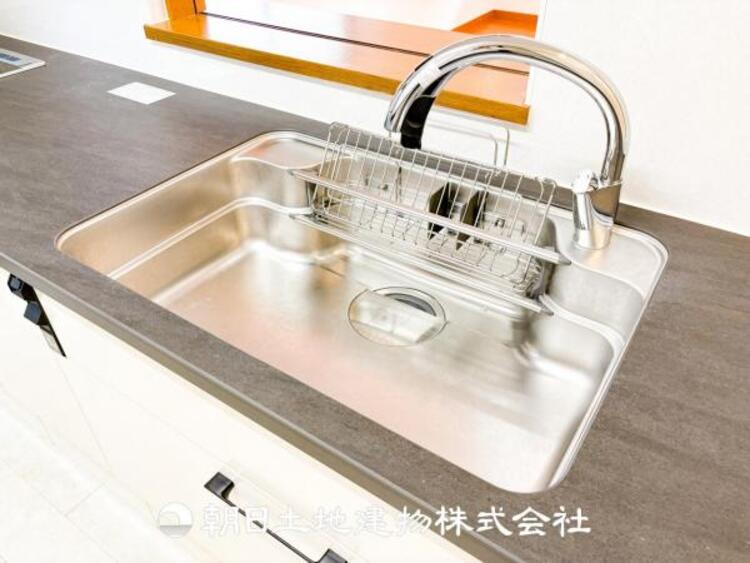 内装 家事がスムーズにできるシンクは洗い物など奥様の毎日を考えた設備です！
