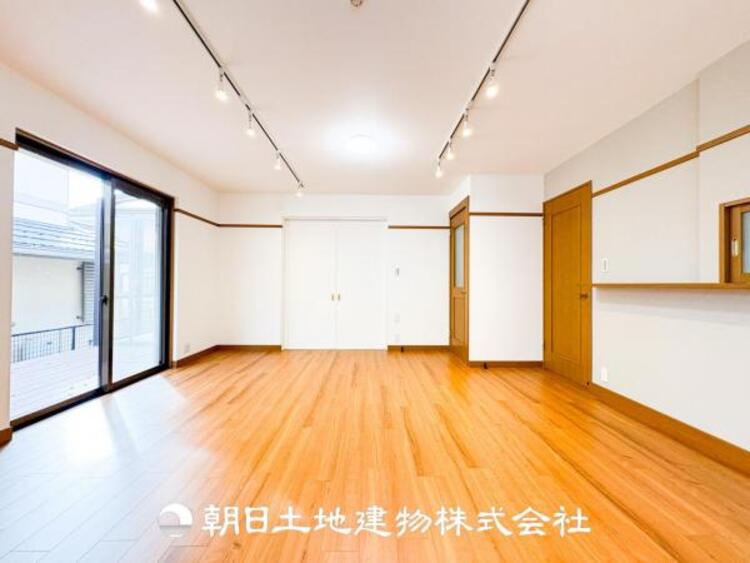 居間 リビングで家族との時間、自分の時間を大切にできる空間を作りました。