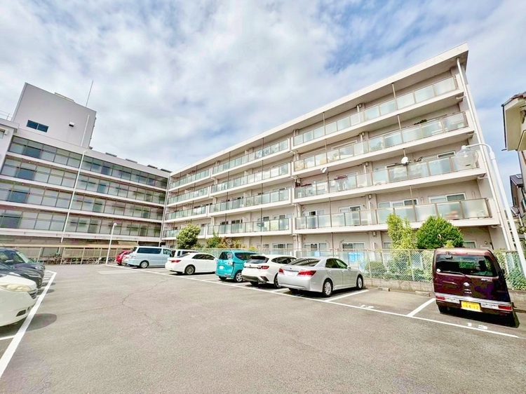 外観 ライフプランニングからローンまで、一貫してご説明させていただきます。お気軽にお問い合わせくださいませ。