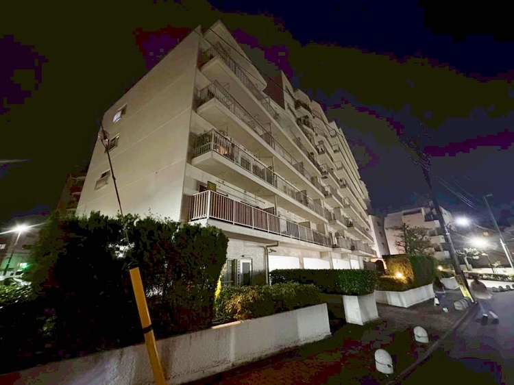 外観 現地に足をお運びいただいた際には、周辺散策などをお勧めいたします。