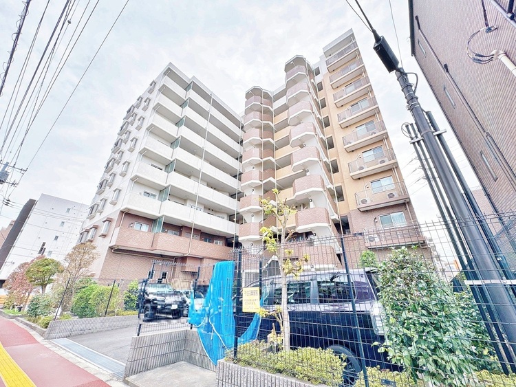 外観 ライフプランニングからローンまで、一貫してご説明させていただきます。お気軽にお問い合わせくださいませ。