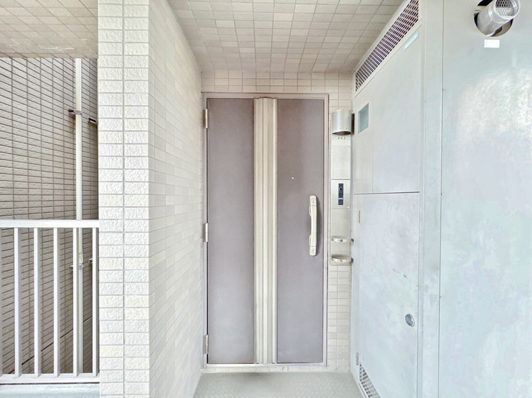 玄関 玄関を開ければ、そこは安らぎのご自宅。