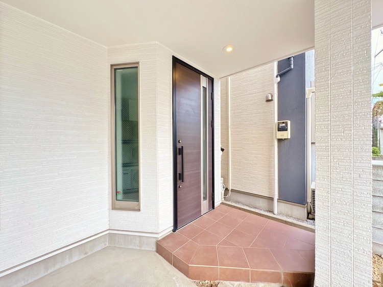 玄関 玄関を開ければ、そこは安らぎのご自宅。