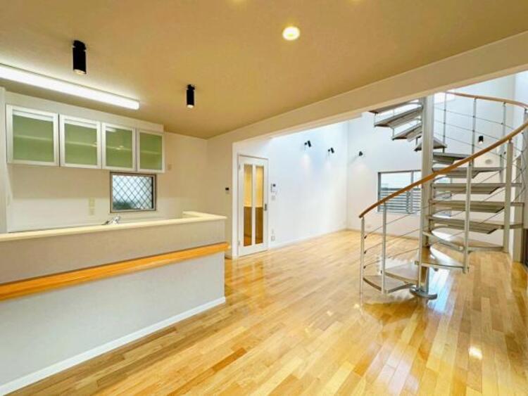 居間 【2025年11月撮影】