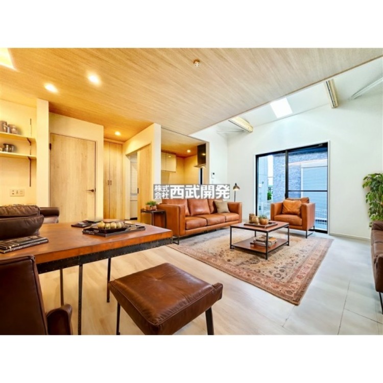 居間 ※配置してある家具や小物はCGによるイメージです