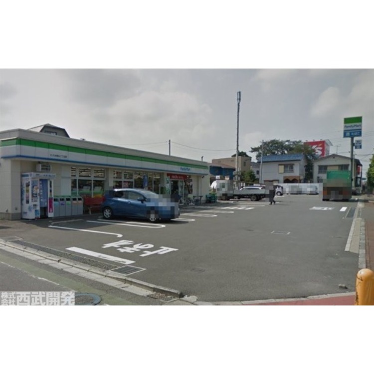 周辺 ファミリーマート(約650m)