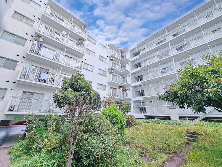 その他 飽きのこないシンプルモダンな外観です。