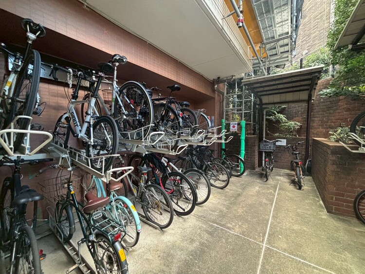 その他 駐輪場も綺麗に整頓されています。※空き状況は都度ご確認下さい。
