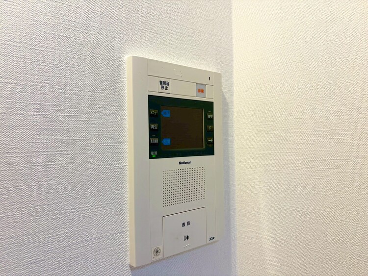 その他 誰が来てもわかる様にモニター付きインターホンを設置。