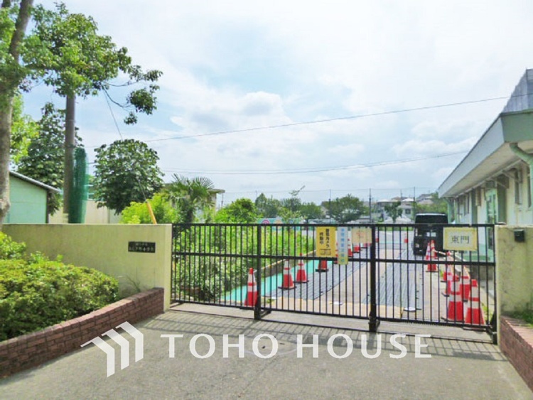 周辺 横浜市立もえぎ野小学校　距離1000ｍ