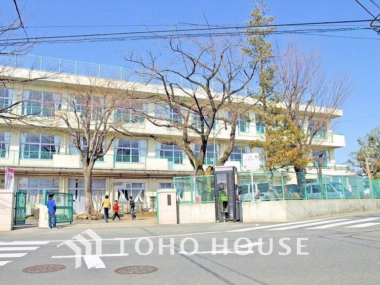 周辺 町田市立町田第五小学校　距離450m