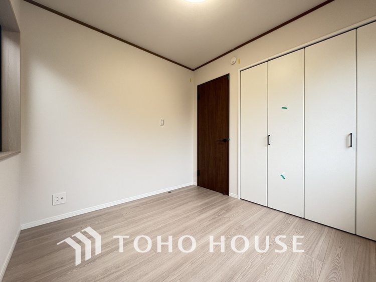 内装 シンプルですっきりとした室内は飽きのこない居心地の良い雰囲気です