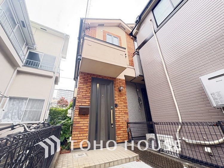 外観 〜リフォーム済み3LDK〜南西向きのため陽当り良好〜3駅3路線利用可能、住環境も良好です〜