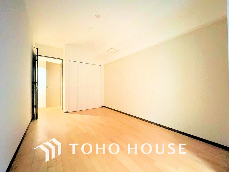 内装 1日の疲れを癒し、心地よく寛げるようゆったりとした広さをしています