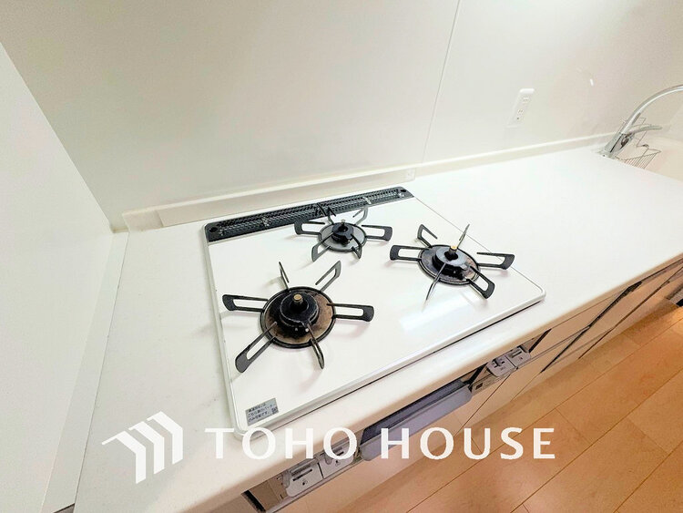 その他 3口ガスコンロでお料理のスピードもUP。効率よくお料理できますね