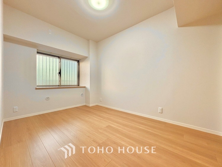 内装 寝室は一日の疲れを癒す大切な空間。快適で落ち着けるおすすめの間取りです。