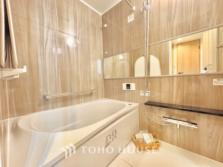 風呂 浴室は一日の疲れを癒す特別な空間。清潔感と快適性で心身ともにリフレッシュできます。