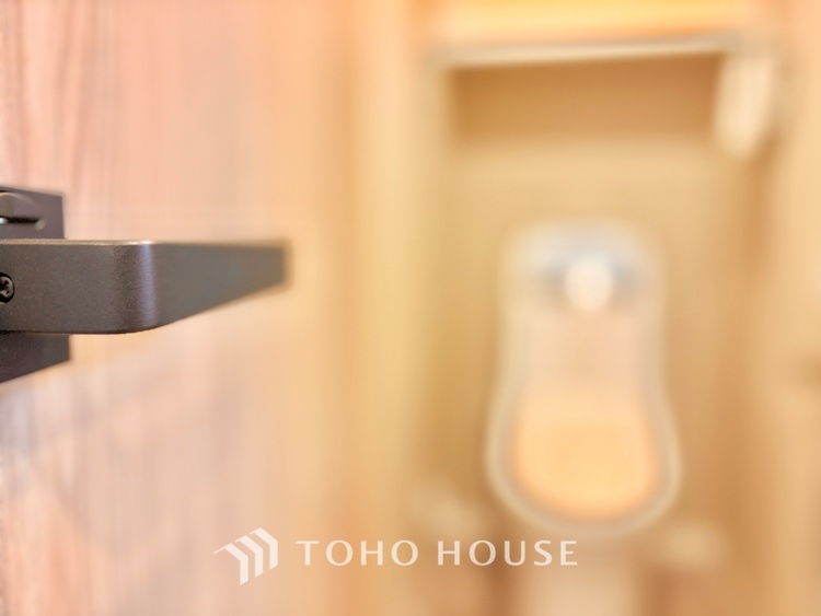 トイレ 清潔感あふれる快適なトイレ。毎日を心地よく過ごせるおすすめポイントです。