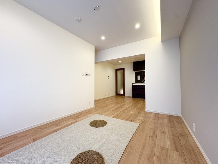 内装 【LIVING】◆Sunshine◆光が燦々と入り、いるだけで気持ちいい。「開放的でゆとりあるお部屋です。」