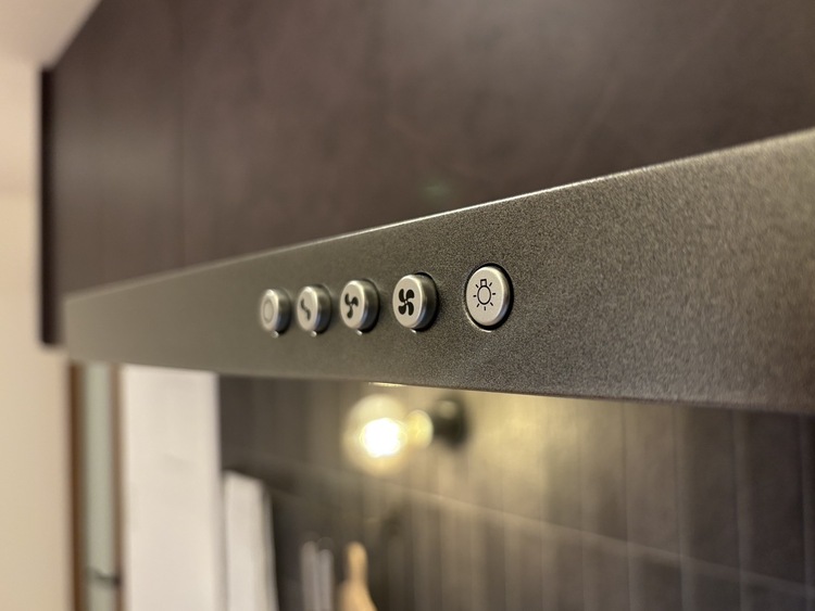 その他 【KITCHEN】◆開放的◆後片付けが楽なシステムキッチン。収納スペースの充実！