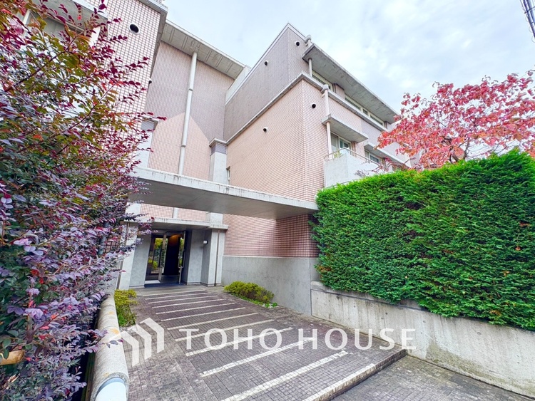 外観 【APPEARANCE】◆陽光◆が差し込む。この開放的な空間に家族の笑顔が集う。家族が一緒に過ごす空間は明るく、そして居心地よく。