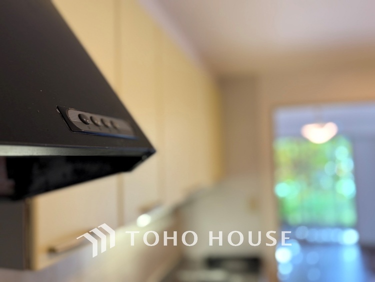 その他 【KITCHEN】◆開放的◆後片付けが楽なシステムキッチン。収納スペースの充実！