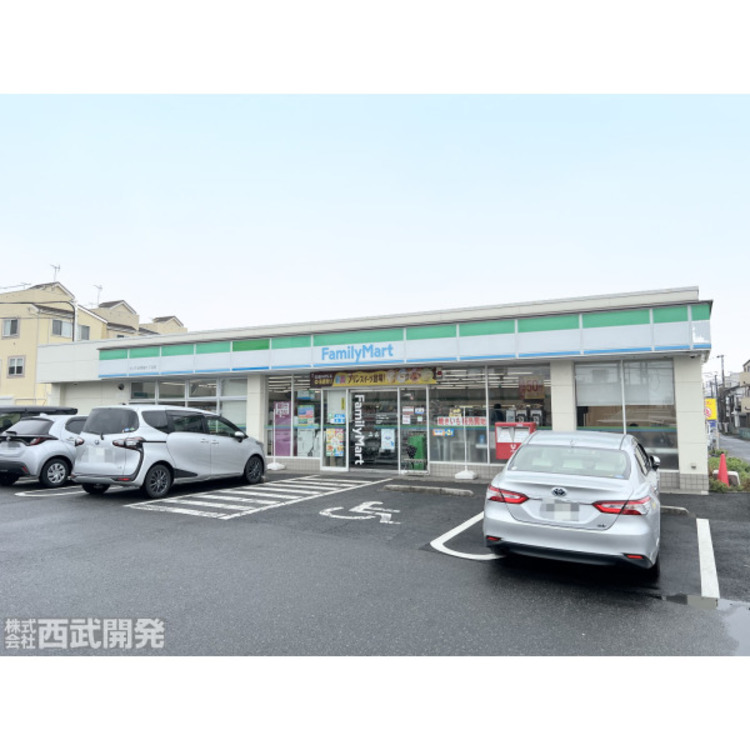 周辺 ファミリーマート(約750m)