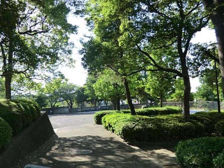 周辺 磯子谷第一公園	320m