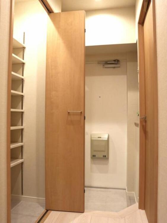 収納 玄関には収納豊富なシューズクローゼットも完備。雑多な玄関でなくスッキリ空間にできるよう設計しました。