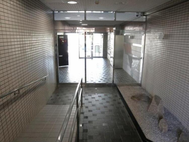 その他 管理の行き届いた清潔感のあるロビー。毎日帰ってくるのが楽しみになります。