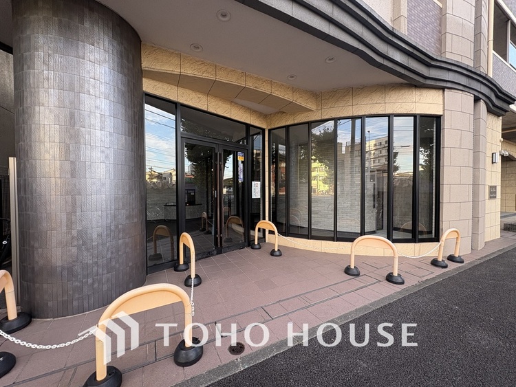 エントランス マンション入り口