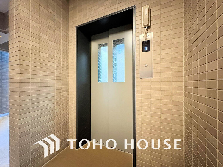 その他 エレベーター