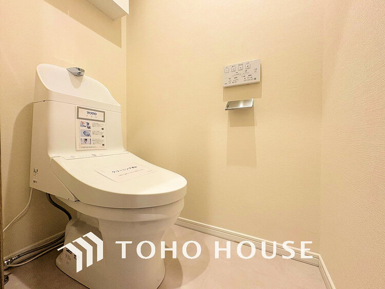 トイレ トイレには快適な温水洗浄便座付
