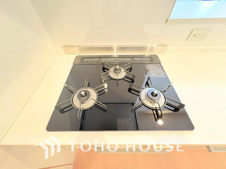 その他 3口ガスコンロで効率よくお料理できますね