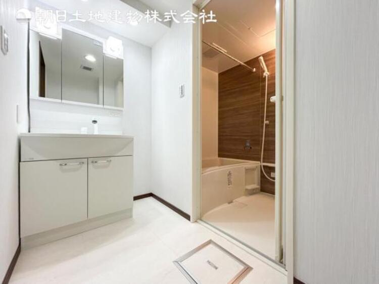 洗面 【洗面化粧台】こだわりをもった洗面台は普段の日々をファッショナブルな日々に変換してくれる力があります。