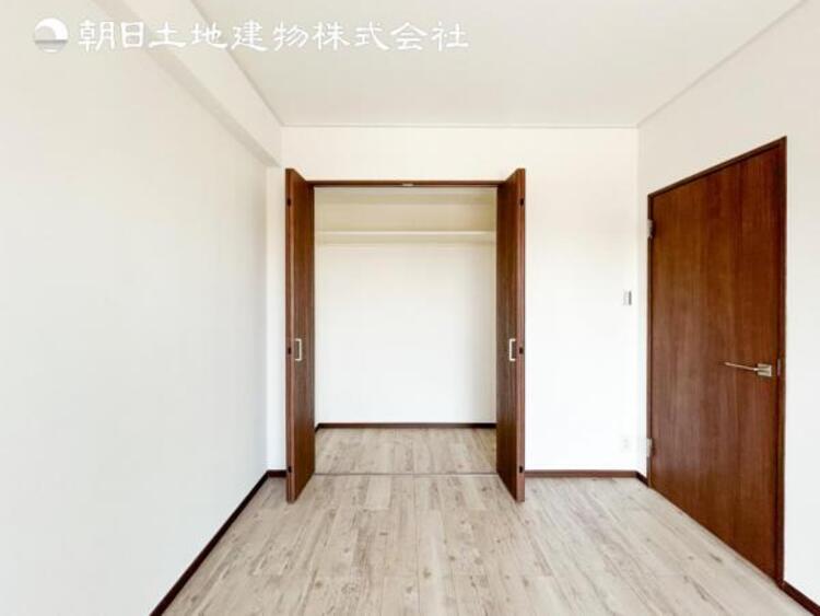 収納 【収納】子供部屋にも寝室にも、便利な全居室収納スペース付ですので、各部屋の荷物がすっきりまとまります。
